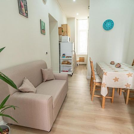 Casa Vacanze Decumano 18 Neapel Exterior foto